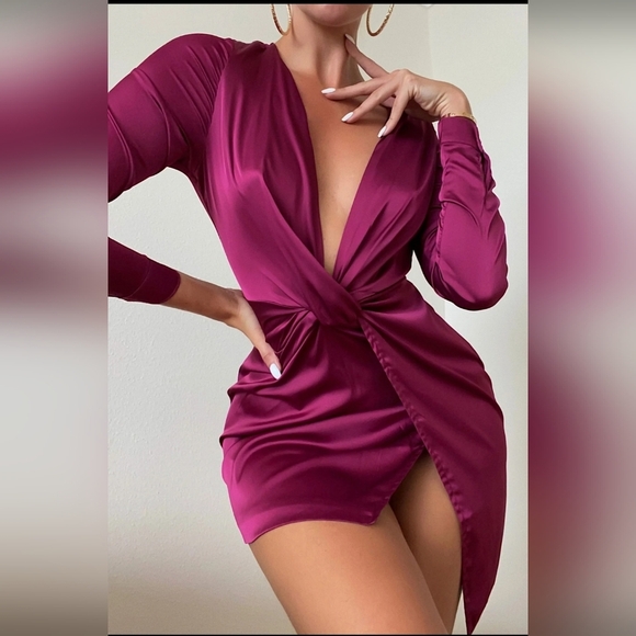Fashion Nova Dresses & Skirts - Fashion Nova Burgundy dress Medium NWT